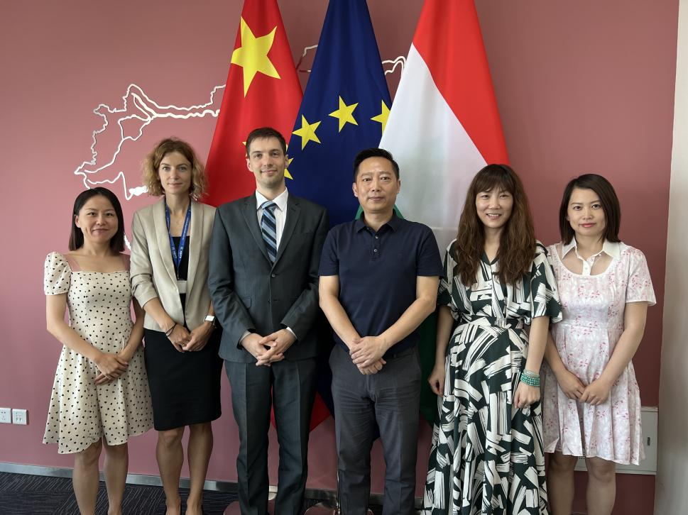 市外商投资促进中心领导拜访匈牙利驻重庆总领事馆